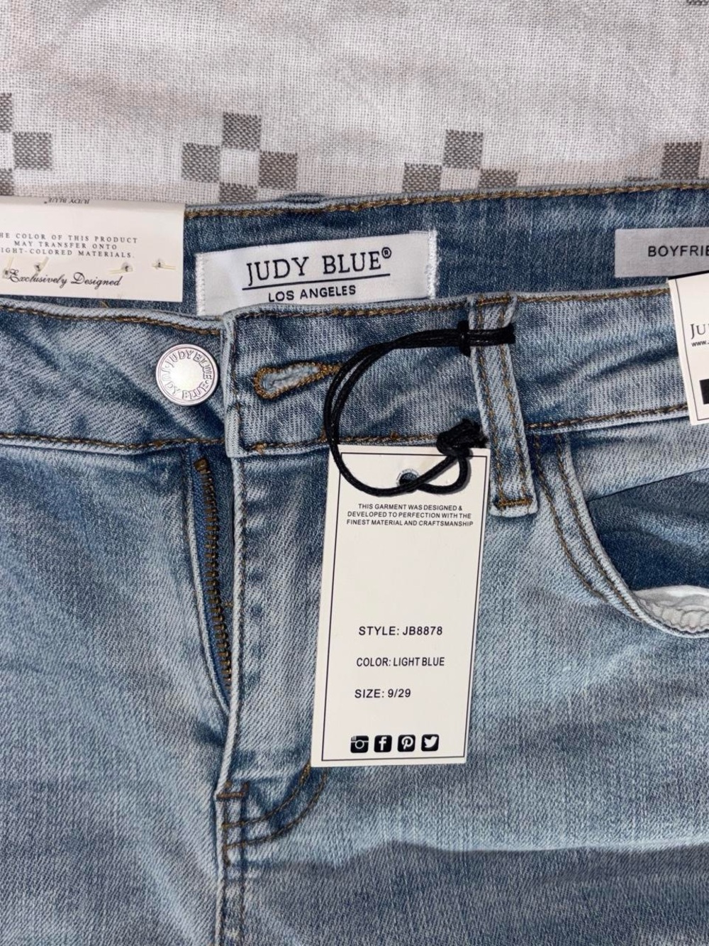Judy Blue Mid-Rise Distressed Skinny Jeans - Light Blue 9/29 - Picture 4 of 5